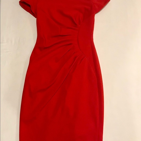 Karen Millen red front gathered sheath dress. NWT. Size 6 - Picture 11 of 13